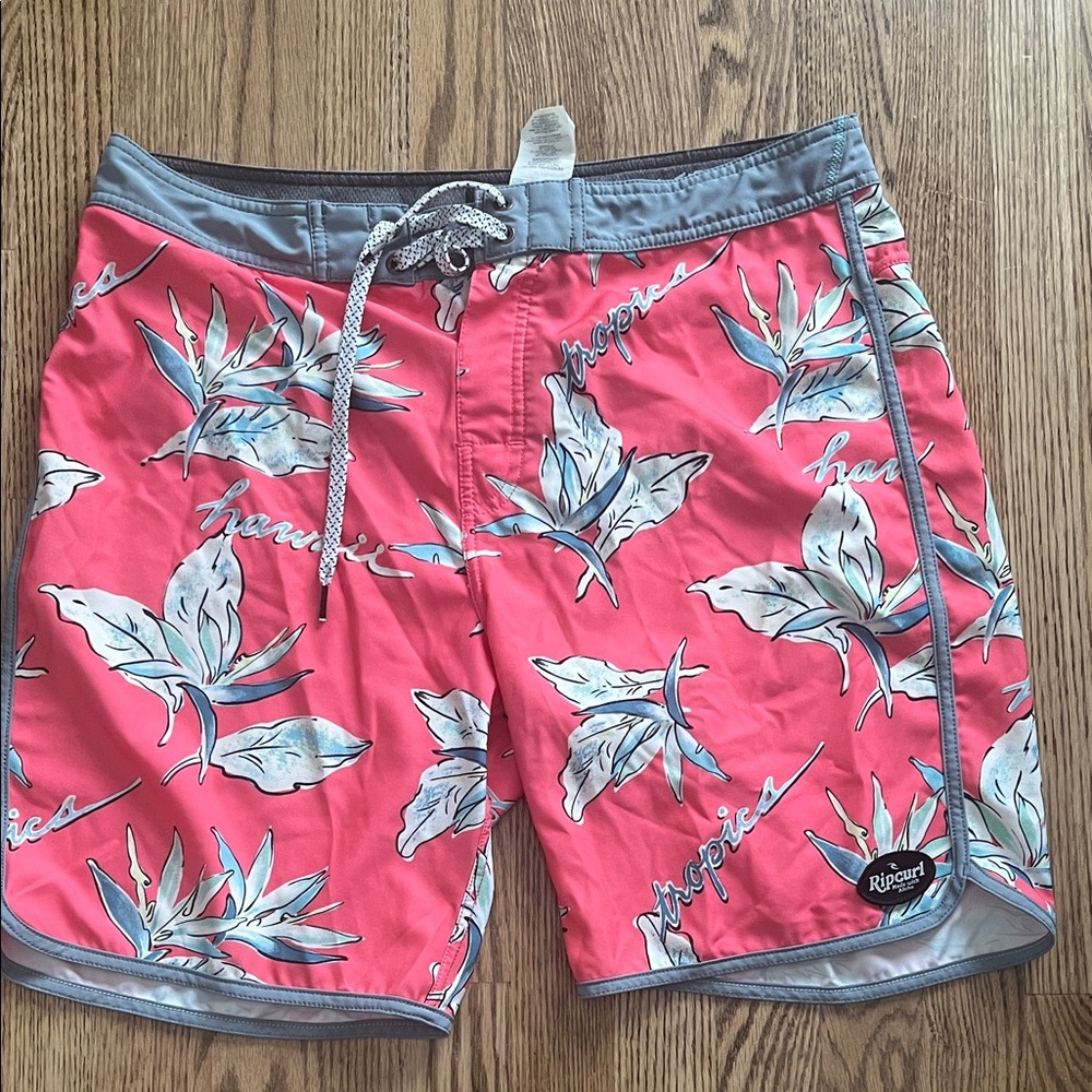 Rip Curl Men's Coral Leaf Print Board Shorts 34
